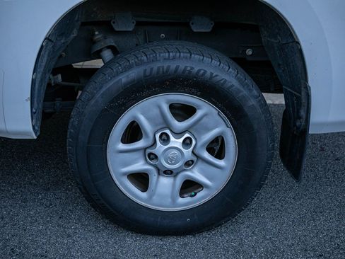 Used 2012 Toyota Tundra 2WD Double Cab image 12