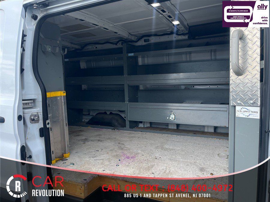 Used 2022 Ford Transit 250 Low Roof AWD image 9