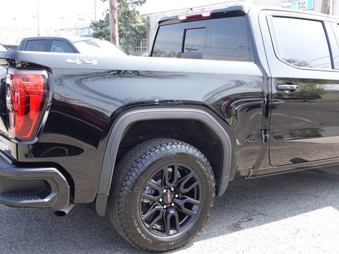 Used 2023 GMC Sierra 1500 Elevation w/ Preferred Package image 9