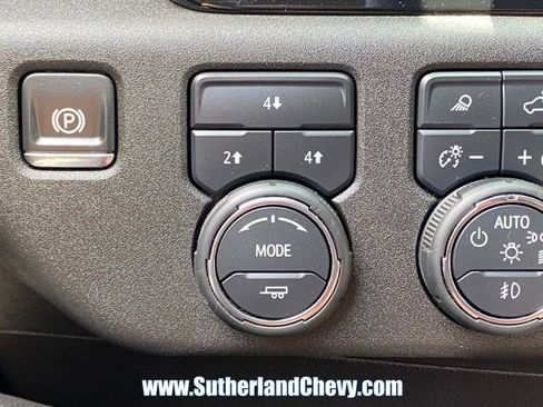 Used 2025 Chevrolet Silverado 2500 LT w/ All Star Edition AWD/4WD image 33