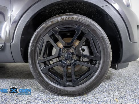 Used 2025 Kia Telluride SX Prestige X-Line AWD/4WD image 48