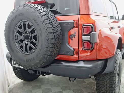 Used 2024 Ford Bronco Raptor w/ Interior Carbon Fiber Pack 6 AWD/4WD image 12
