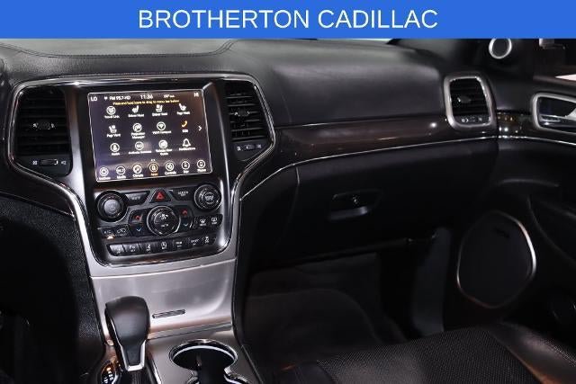 Used 2018 Jeep Grand Cherokee Overland AWD/4WD image 25