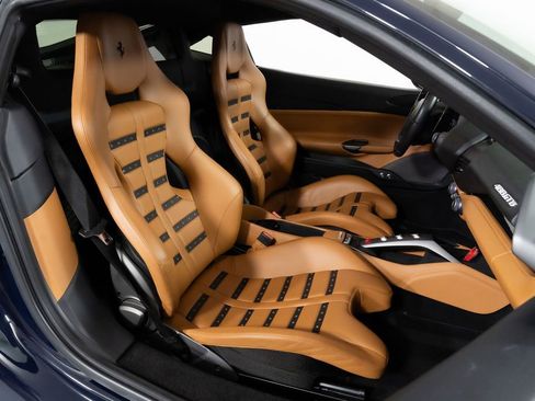 Used 2017 Ferrari 488 GTB RWD image 35