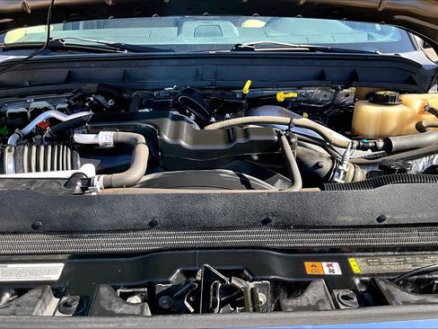 Used 2015 Ford F250 Lariat w/ Lariat Ultimate Package image 32