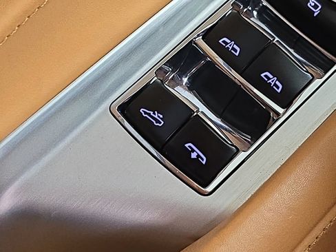 Used 2023 Chevrolet Corvette Stingray Premium Conv w/ Battery Protection Package RWD image 29