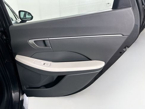 Used 2024 Hyundai Sonata SEL FWD image 28