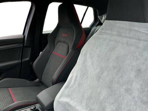 New 2026 Volkswagen GTI SE FWD image 24