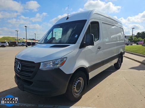Used 2025 Mercedes-Benz Sprinter 2500 image 7