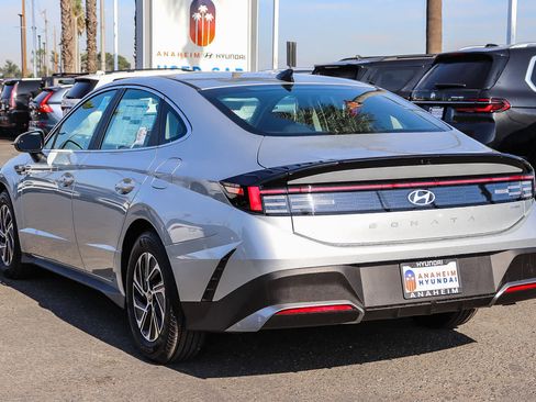 New 2026 Hyundai Sonata Blue image 8