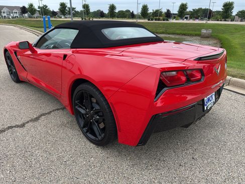 Used 2018 Chevrolet Corvette Stingray Convertible w/ 1LT RWD image 3
