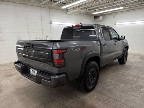 Used 2026 Nissan Frontier PRO-4X AWD/4WD image 3