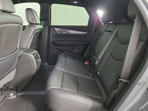 Used 2023 Cadillac XT5 Luxury image 11