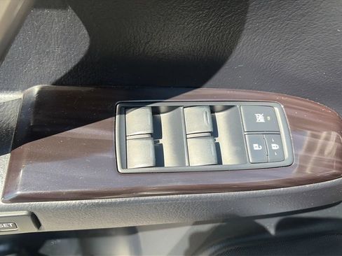 Used 2010 Lexus GX 460 image 30