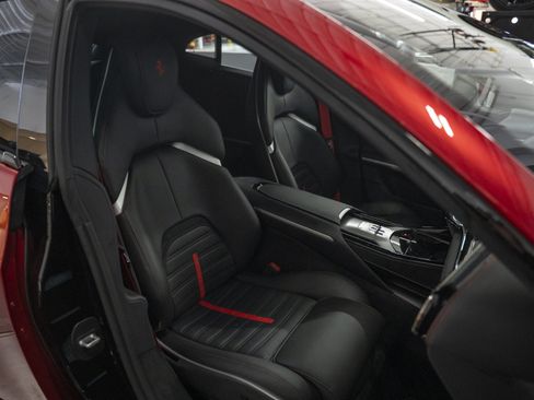 Used 2026 Ferrari Purosangue AWD/4WD image 33