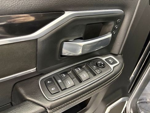Used 2019 RAM 2500 Laramie image 17