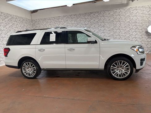 Used 2024 Ford Expedition Max Limited AWD/4WD image 8