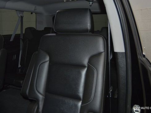 Used 2019 GMC Yukon XL SLT image 21