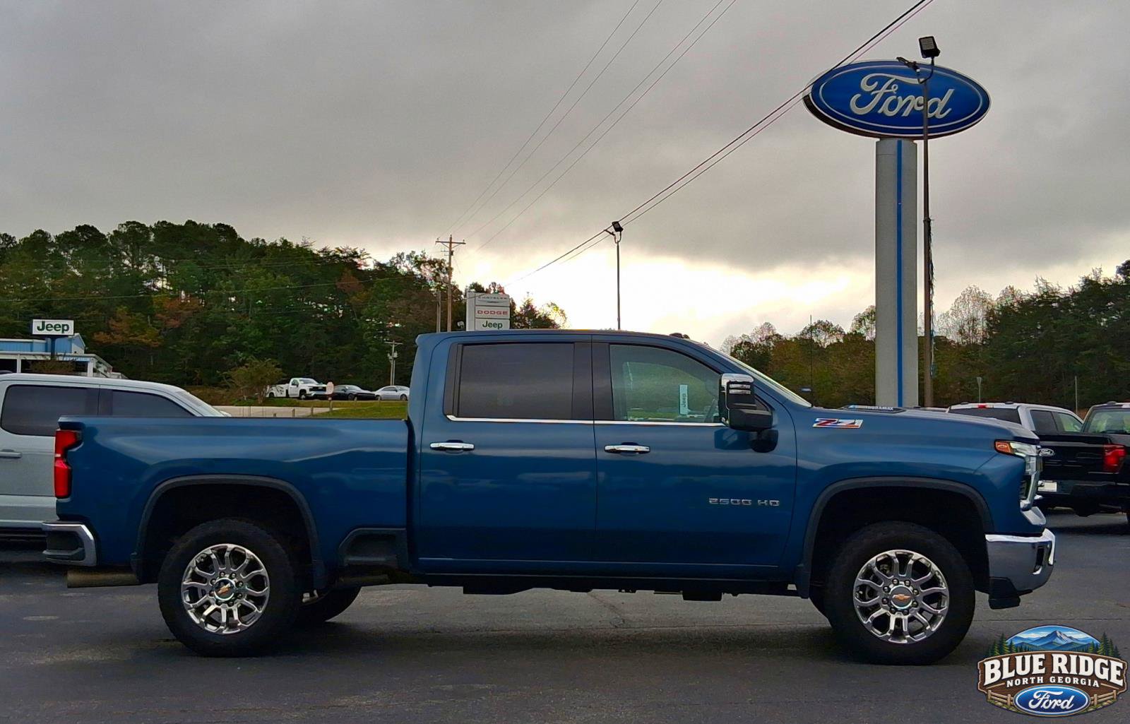 Used 2024 Chevrolet Silverado 2500 LTZ w/ LTZ Premium Package AWD/4WD image 6