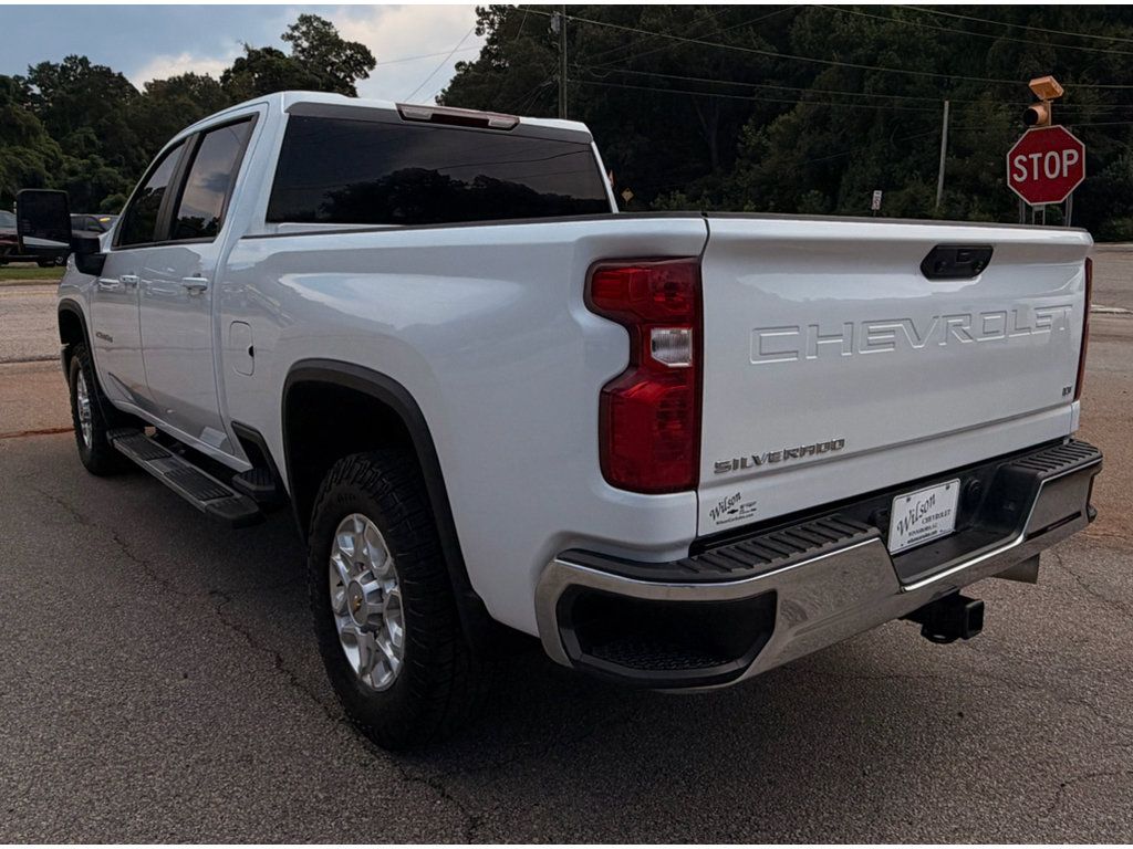 Used 2025 Chevrolet Silverado 2500 LT AWD/4WD image 4