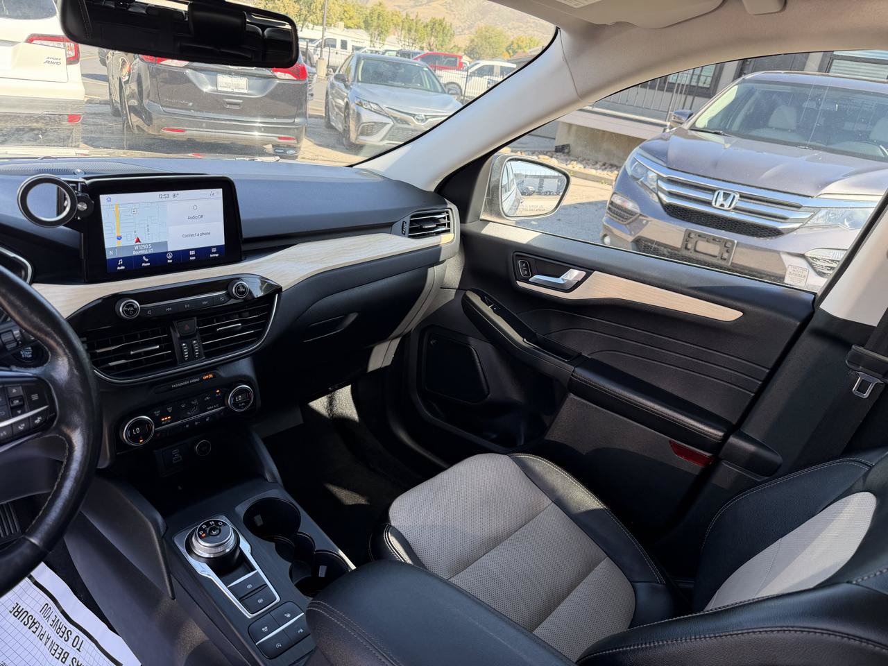 Used 2021 Ford Escape Titanium w/ Titanium Elite Package AWD/4WD image 12