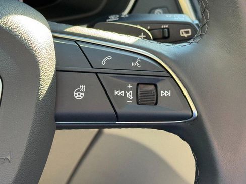 Used 2025 Audi Q5 2.0T Premium Plus image 18