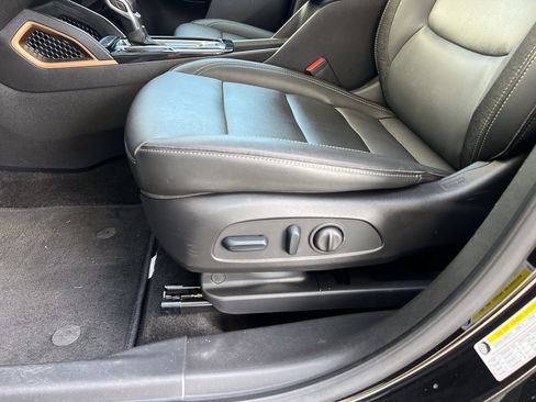 Used 2023 Chevrolet TrailBlazer ACTIV w/ Sun and Liftgate Package AWD/4WD image 16