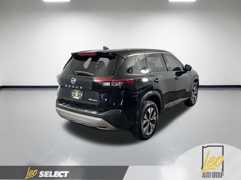 Used 2021 Nissan Rogue SV AWD/4WD image 5