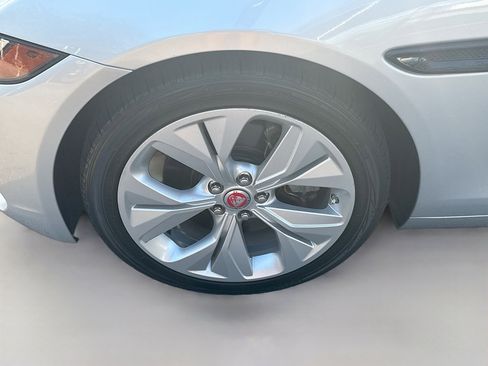 Used 2020 Jaguar XE S image 36