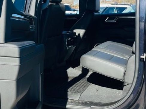 Used 2022 Chevrolet Silverado 1500 LTZ w/ LTZ Convenience Package II image 8