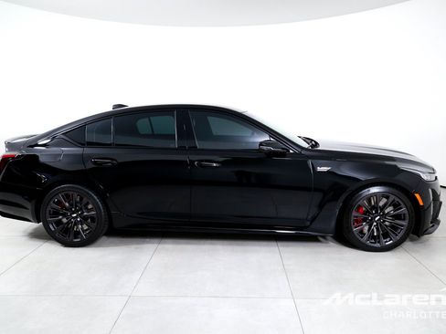 Used 2024 Cadillac CT5 V Blackwing w/ Parking Package RWD image 9