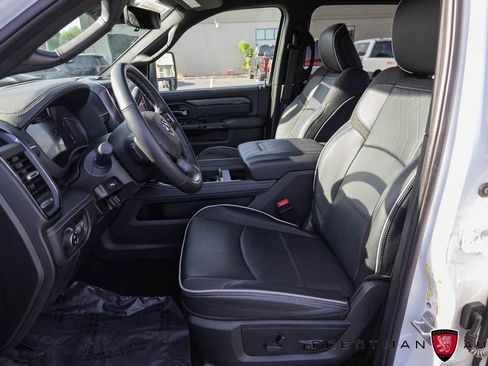Used 2026 RAM 3500 Limited AWD/4WD image 29