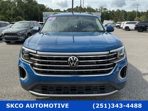 Used 2025 Volkswagen Atlas SE AWD/4WD image 8