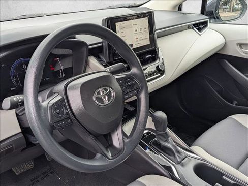 Used 2026 Toyota Corolla LE image 12