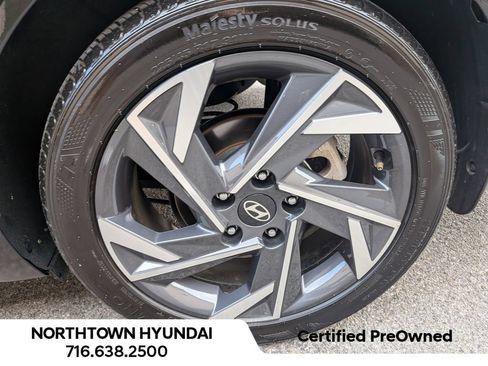 Used 2025 Hyundai Elantra Sport FWD image 39