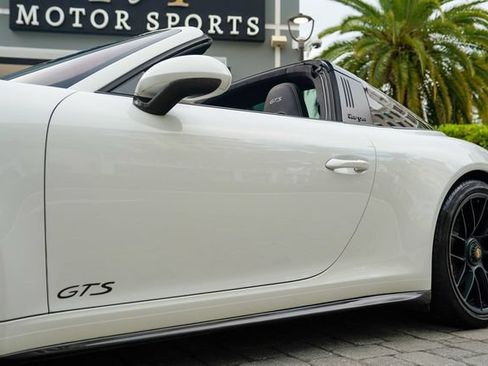 Used 2018 Porsche 911 Targa 4 GTS AWD/4WD image 11