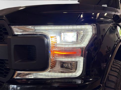 Used 2018 Ford F150 Lariat w/ Equipment Group 502A Luxury AWD/4WD image 13