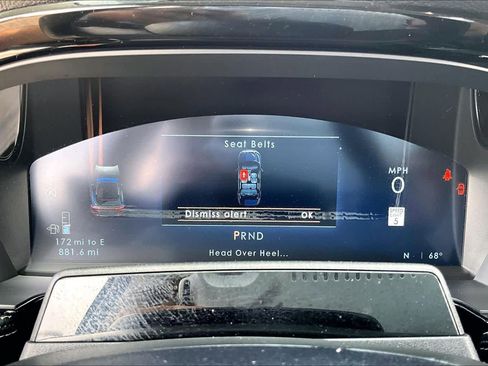 Used 2023 Lincoln Corsair Reserve w/ Equipment Group 202A image 23