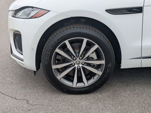 New 2026 Jaguar F-PACE R-Dynamic S image 34