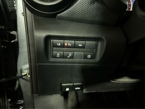 Certified 2025 Nissan Kicks Play S FWD image 19