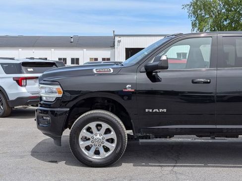 Used 2022 RAM 2500 Big Horn w/ Level C Equiment Group AWD/4WD image 19
