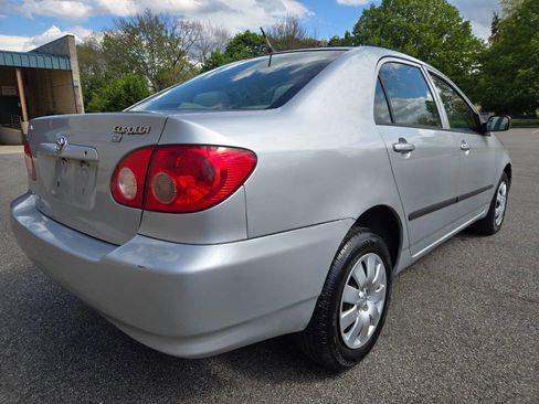 Used 2005 Toyota Corolla CE FWD image 10