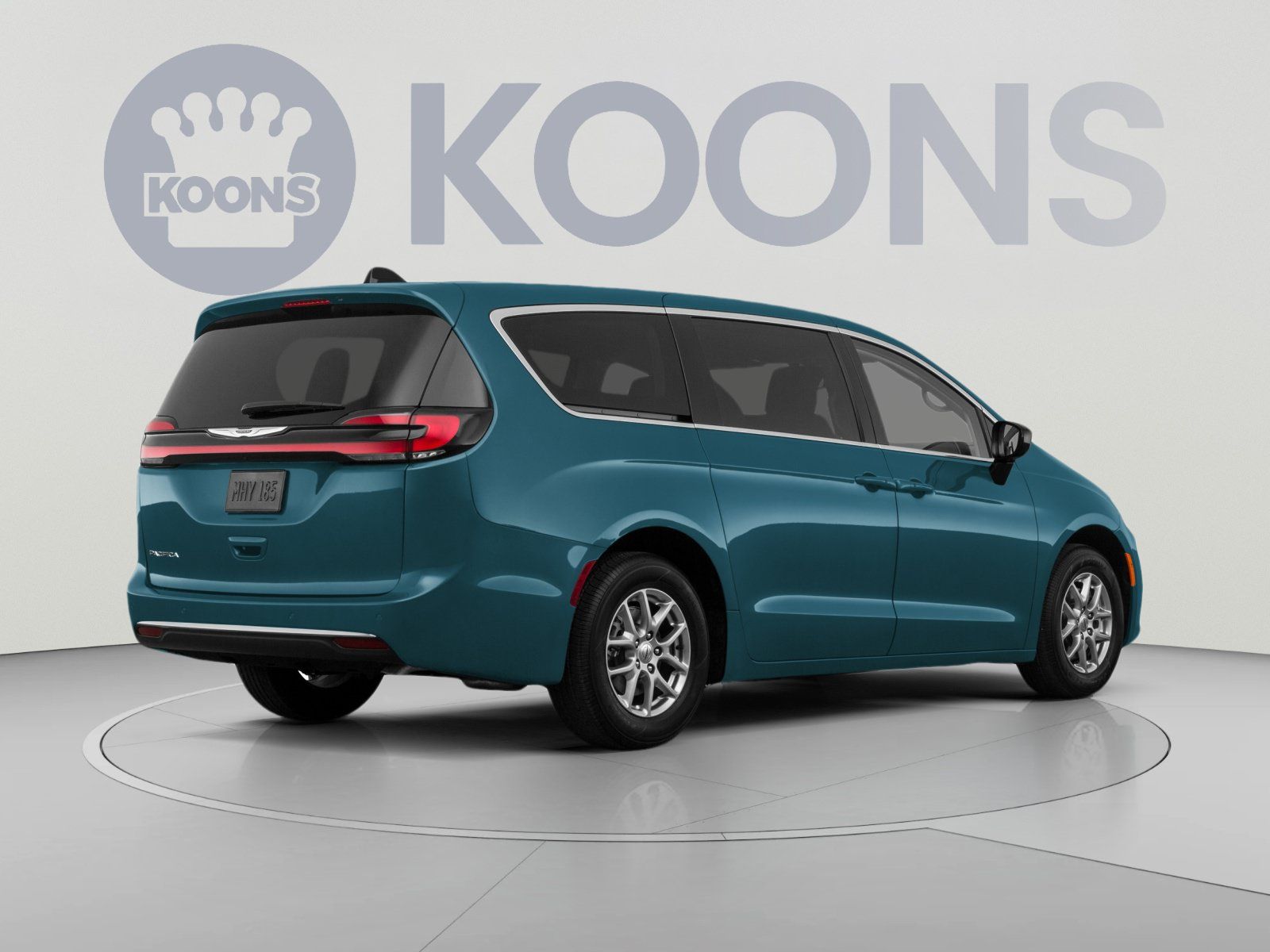 Used 2025 Chrysler Pacifica Limited FWD image 4