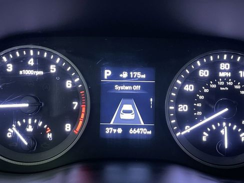 Used 2021 Hyundai Tucson SE image 19