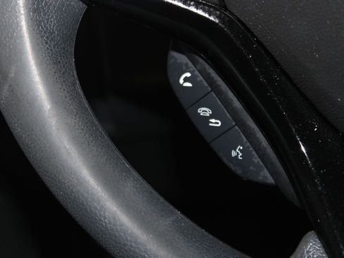 Used 2018 Honda HR-V EX image 19
