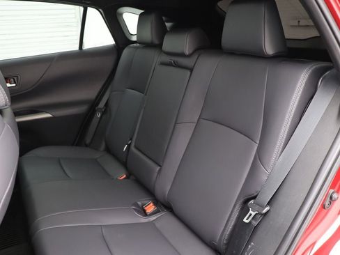 Used 2024 Toyota Venza Nightshade image 13