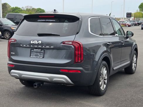 Used 2022 Kia Telluride LX AWD/4WD image 4