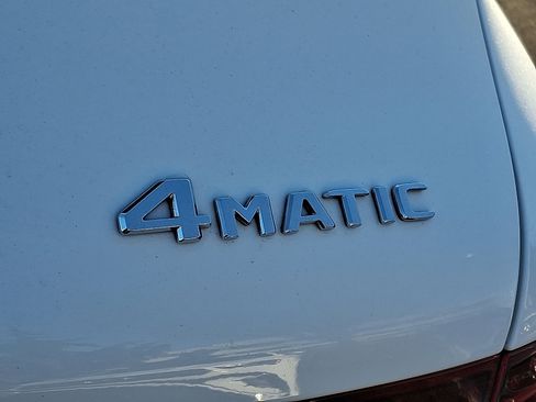 Certified 2022 Mercedes-Benz GLC 300 GLC 300 image 34