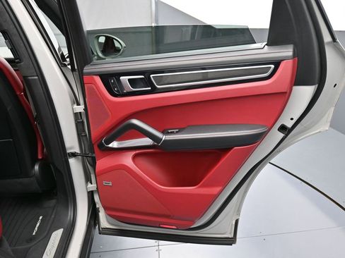 Certified 2022 Porsche Cayenne Turbo image 26