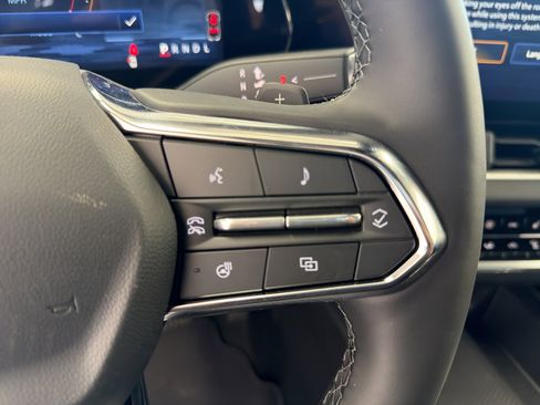 New 2026 Chevrolet Equinox LT AWD/4WD image 18
